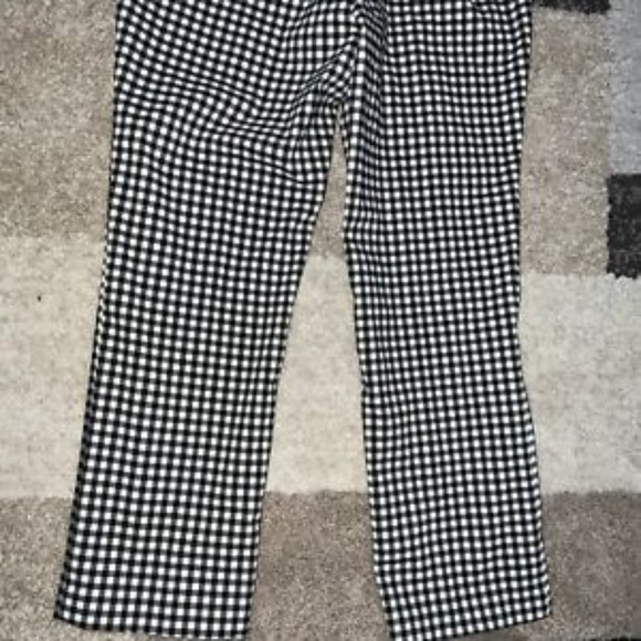 RafaellaWomen Pulloncomfort capripants fauxpockets anklesplit(Black,S)MSRP$59.50 - Picture 2 of 3